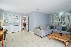 Living Room- click for photo gallery